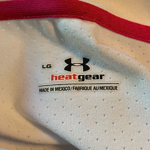 3 for $30! Under armour pink & white short sleeve tee - Picture 4 of 13